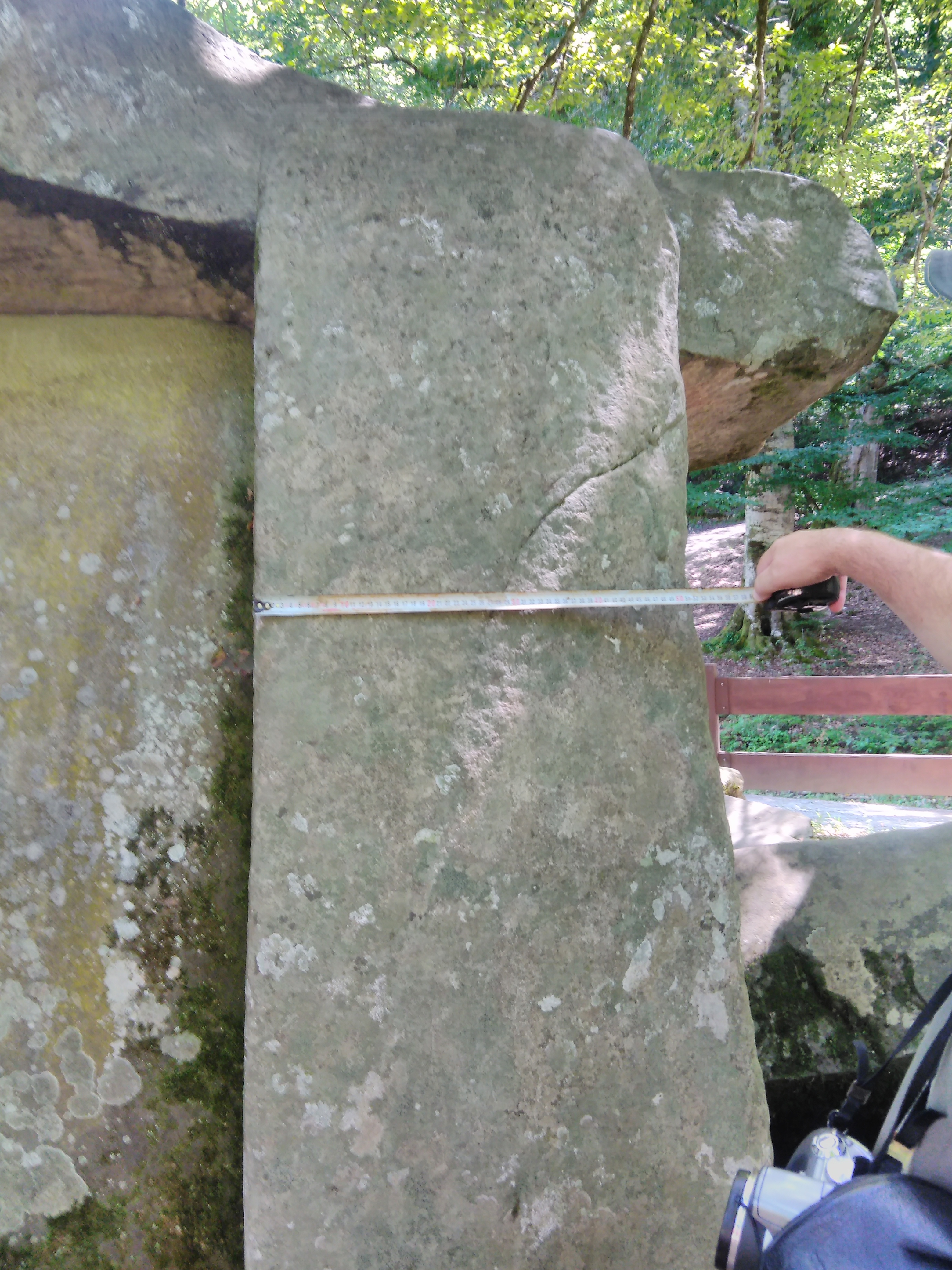 Veleiki dolmen -Guzeriplj -izmjera