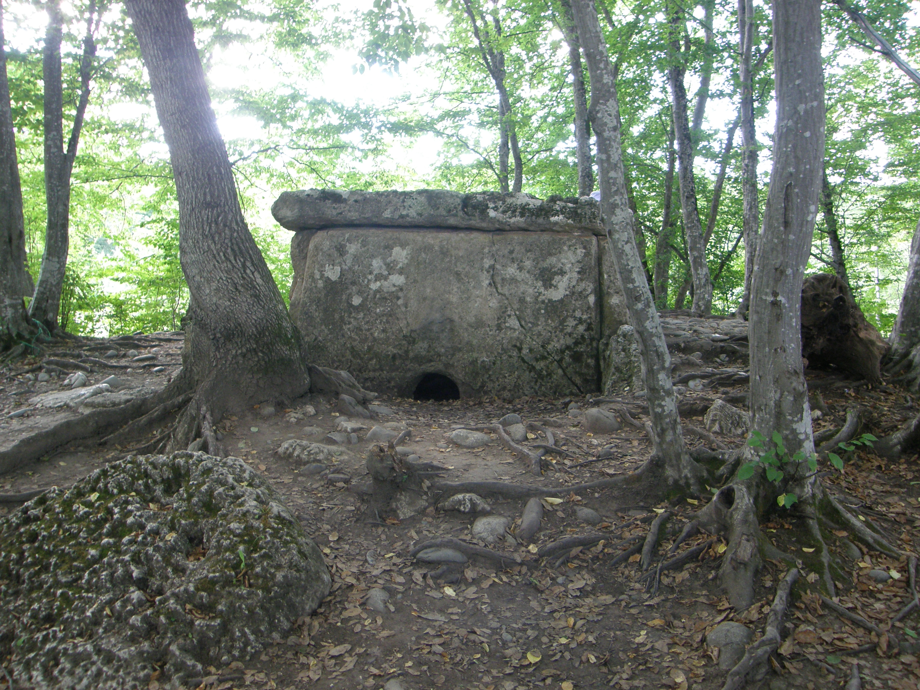 Dolmen Hadžok 1-3